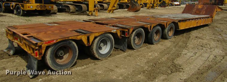 image for item FD9439 1986 Load King lowboy equipment trailer