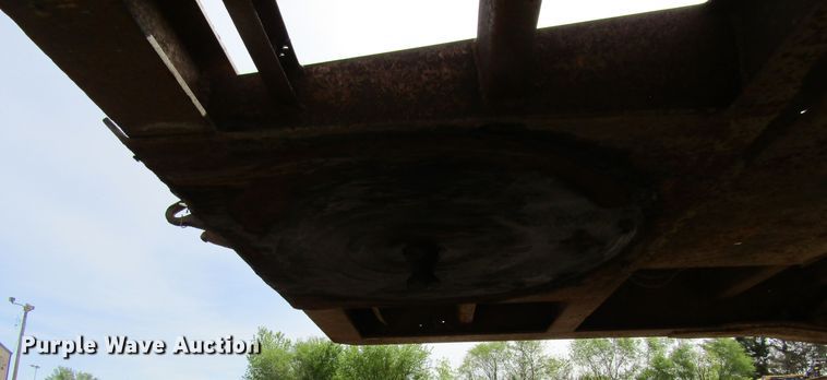 image for item FD9439 1986 Load King lowboy equipment trailer