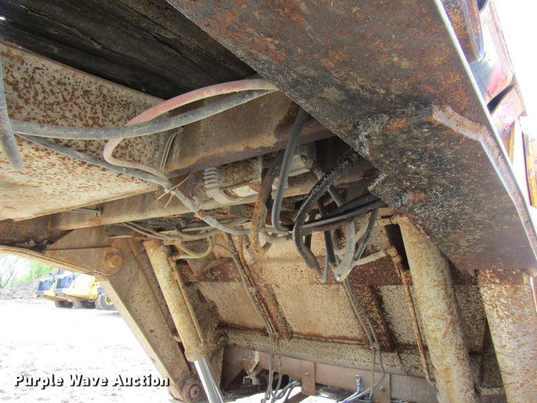 image for item FD9439 1986 Load King lowboy equipment trailer