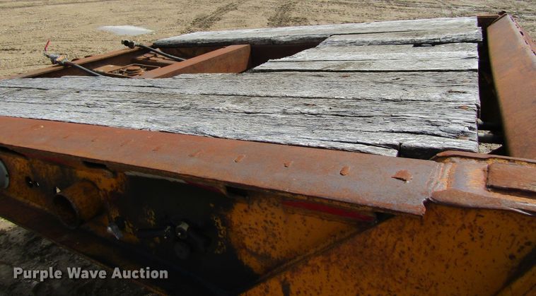image for item FD9439 1986 Load King lowboy equipment trailer