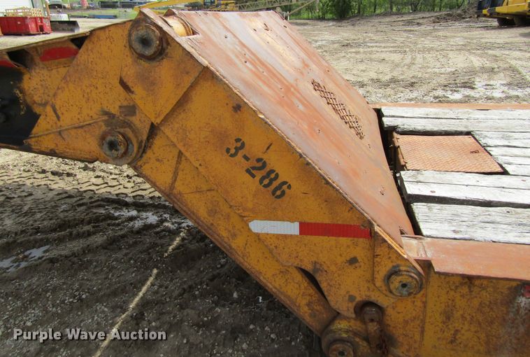 image for item FD9439 1986 Load King lowboy equipment trailer