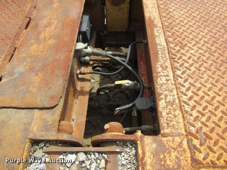 image for item FD9439 1986 Load King lowboy equipment trailer