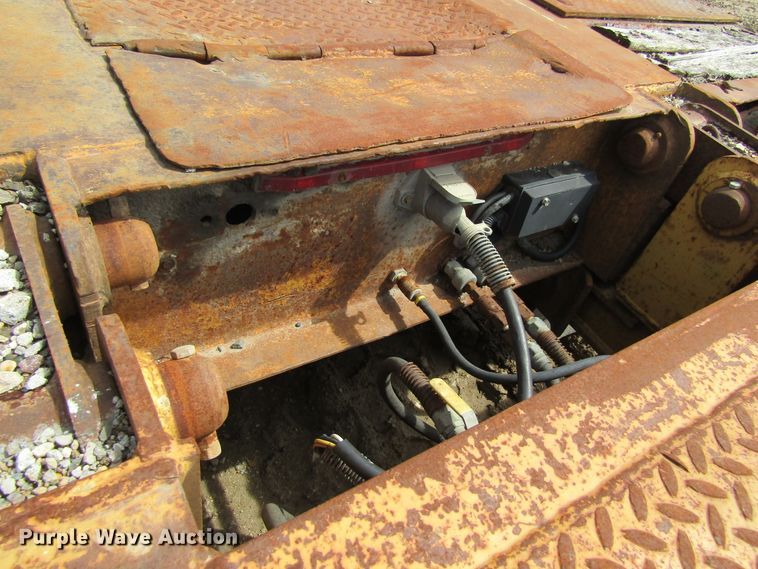 image for item FD9439 1986 Load King lowboy equipment trailer