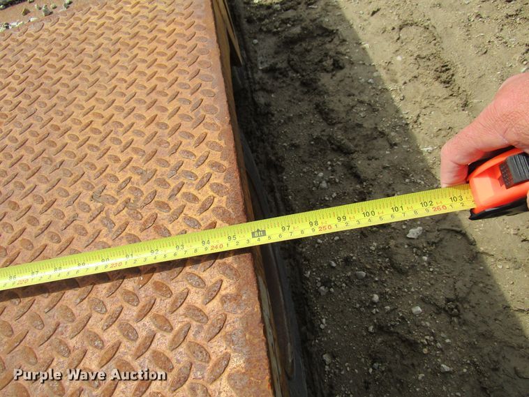 image for item FD9439 1986 Load King lowboy equipment trailer