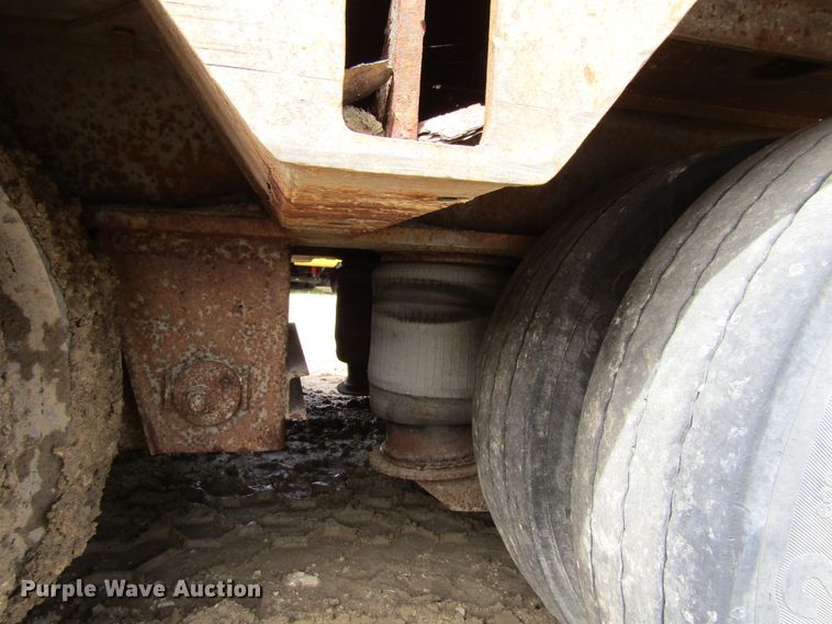 image for item FD9439 1986 Load King lowboy equipment trailer