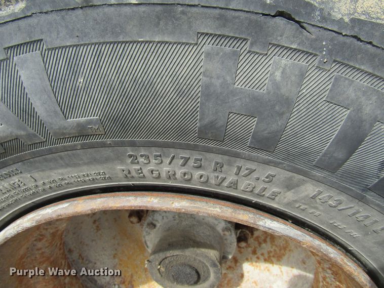 image for item FD9439 1986 Load King lowboy equipment trailer