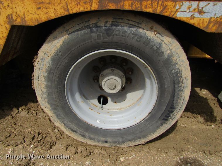 image for item FD9439 1986 Load King lowboy equipment trailer