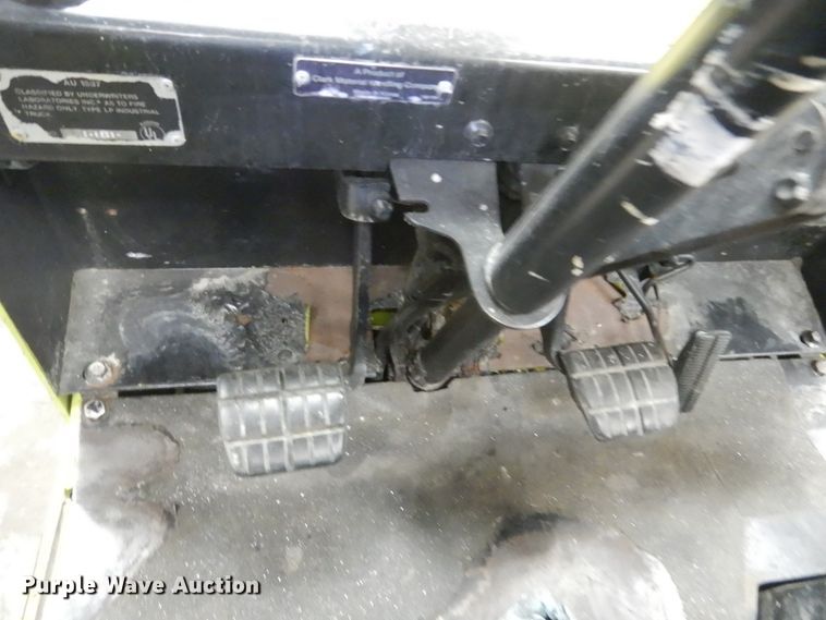 image for item FX9146 Clark GCX15E  forklift