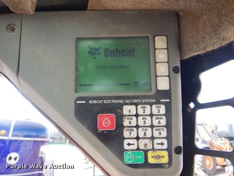 image for item GB9892 2005 Bobcat T300  tracked skid steer loader