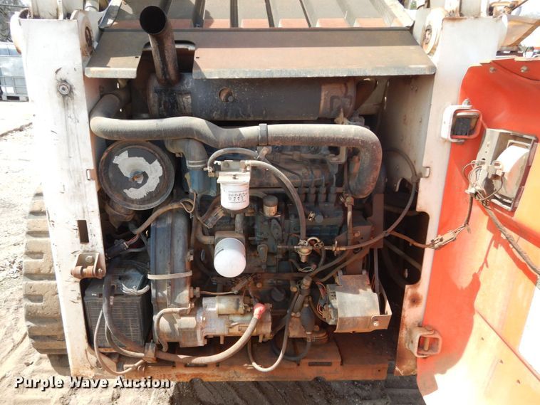 image for item GB9892 2005 Bobcat T300  tracked skid steer loader