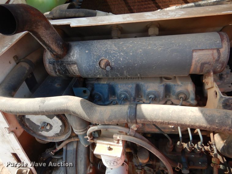 image for item GB9892 2005 Bobcat T300  tracked skid steer loader