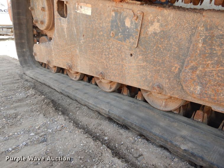 image for item GB9892 2005 Bobcat T300  tracked skid steer loader