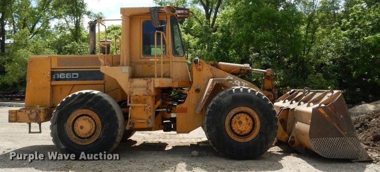 image for item GL9727 1984 Caterpillar 966D  wheel loader