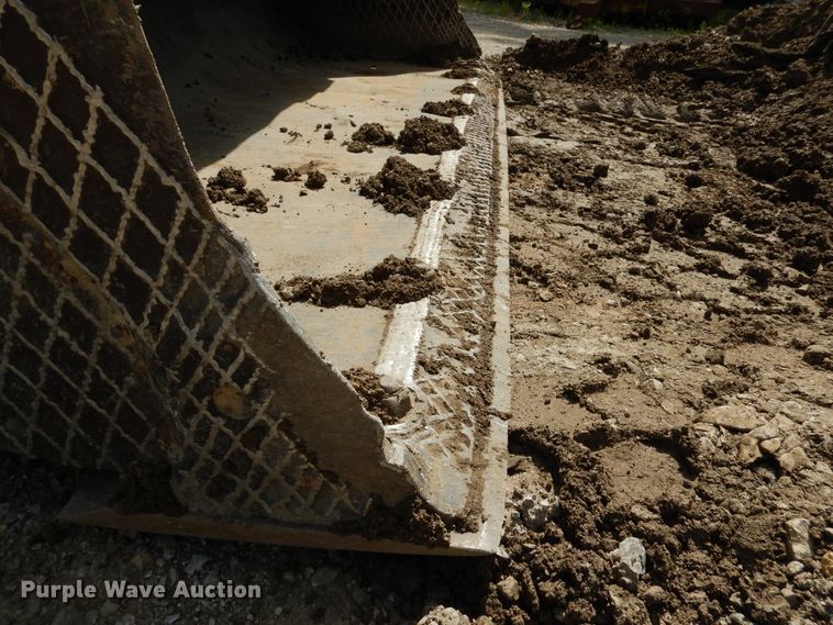 image for item GL9727 1984 Caterpillar 966D  wheel loader