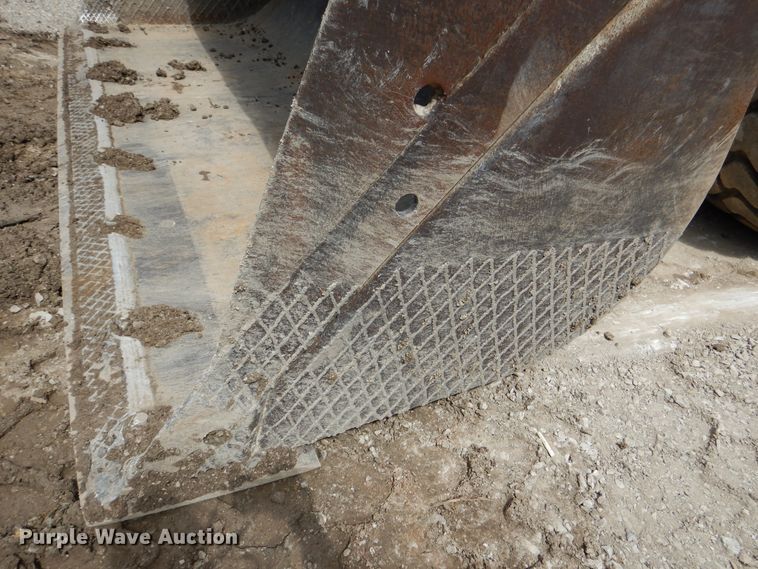 image for item GL9727 1984 Caterpillar 966D  wheel loader