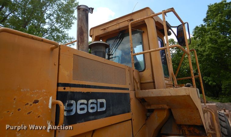 image for item GL9727 1984 Caterpillar 966D  wheel loader