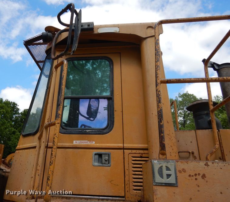 image for item GL9727 1984 Caterpillar 966D  wheel loader