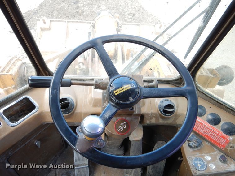 image for item GL9727 1984 Caterpillar 966D  wheel loader