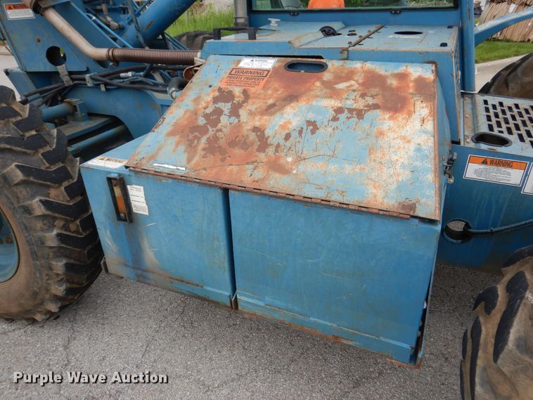 image for item GL9730 2000 Gradall 524D  telehandler