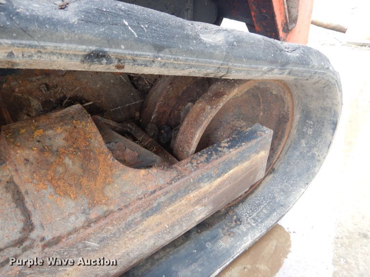 image for item GO9656 Kubota SVL75  tracked skid steer loader