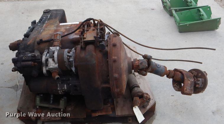 image for item GO9657 Clark 13.1MHR284172 transmission