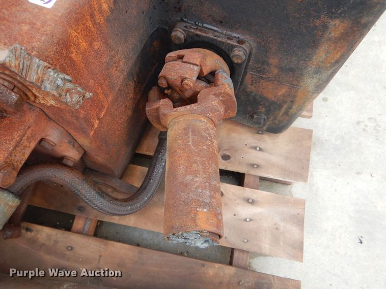 image for item GO9657 Clark 13.1MHR284172 transmission