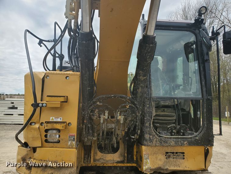 image for item GU9972 2018 Caterpillar 315F L excavator