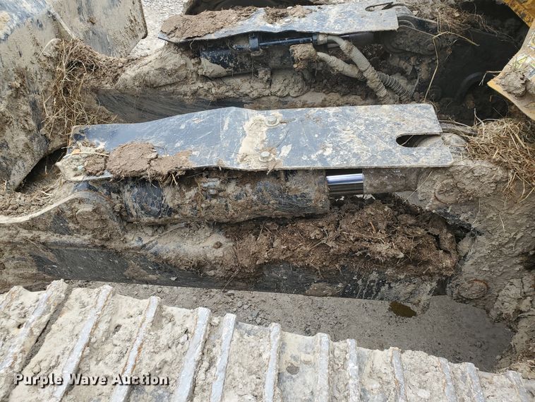 image for item GU9972 2018 Caterpillar 315F L excavator