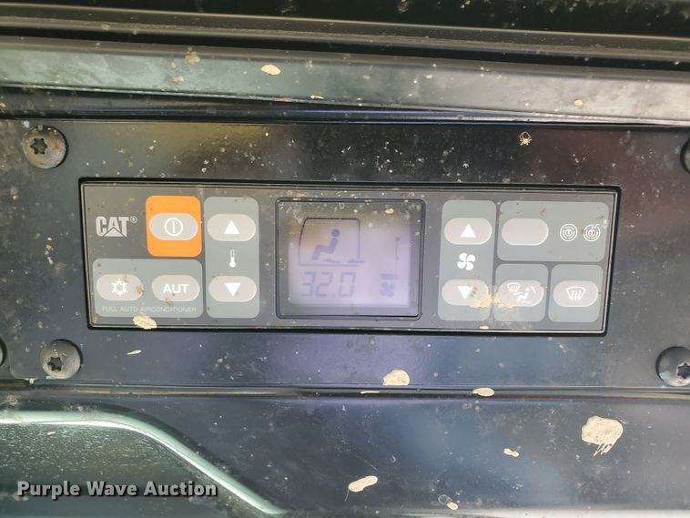 image for item GU9972 2018 Caterpillar 315F L excavator