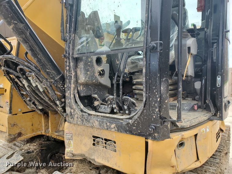 image for item GU9972 2018 Caterpillar 315F L excavator