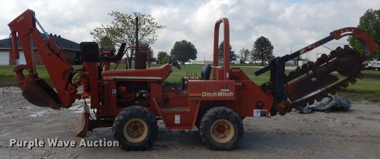 image for item GU9982 1996 Ditch Witch 5110  trencher