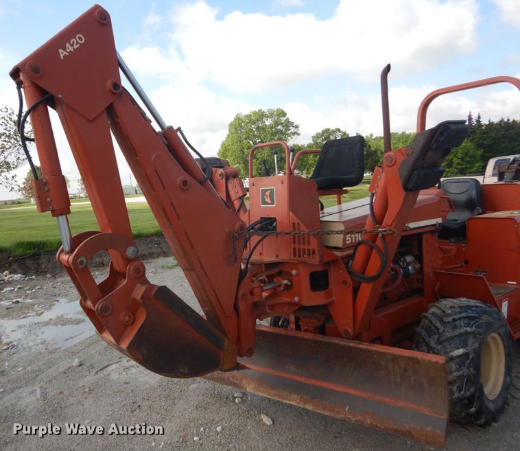 image for item GU9982 1996 Ditch Witch 5110  trencher