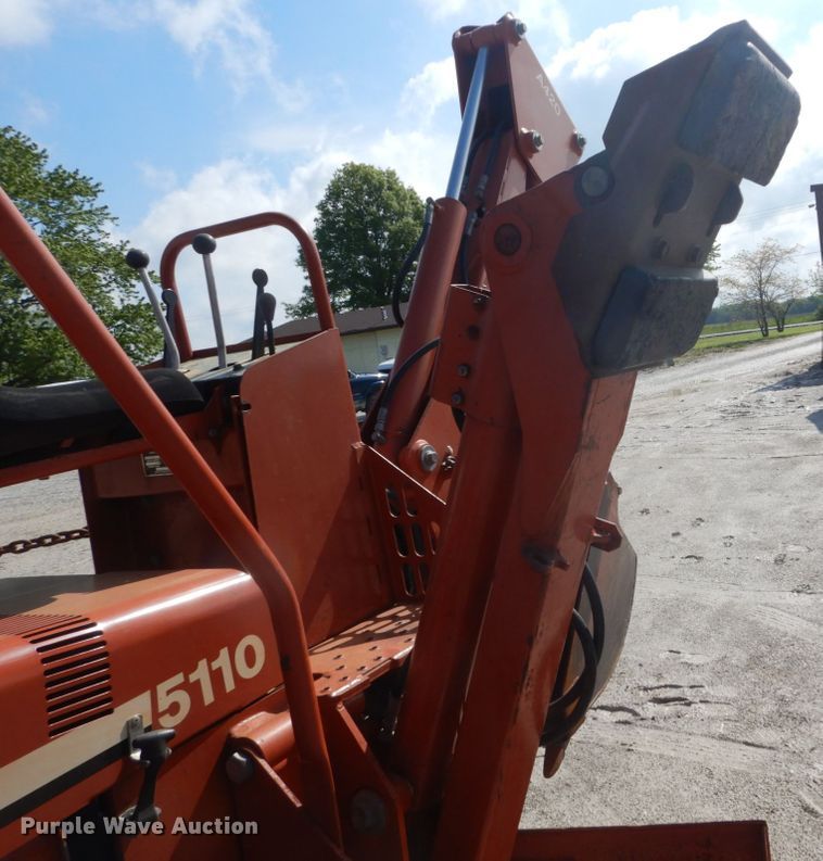 image for item GU9982 1996 Ditch Witch 5110  trencher