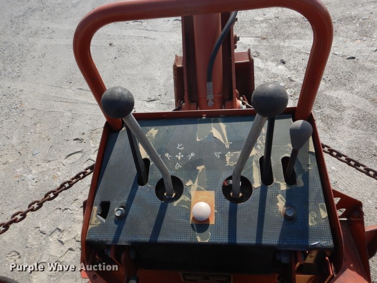 image for item GU9982 1996 Ditch Witch 5110  trencher