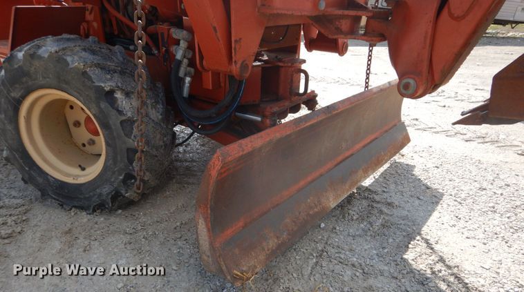 image for item GU9982 1996 Ditch Witch 5110  trencher