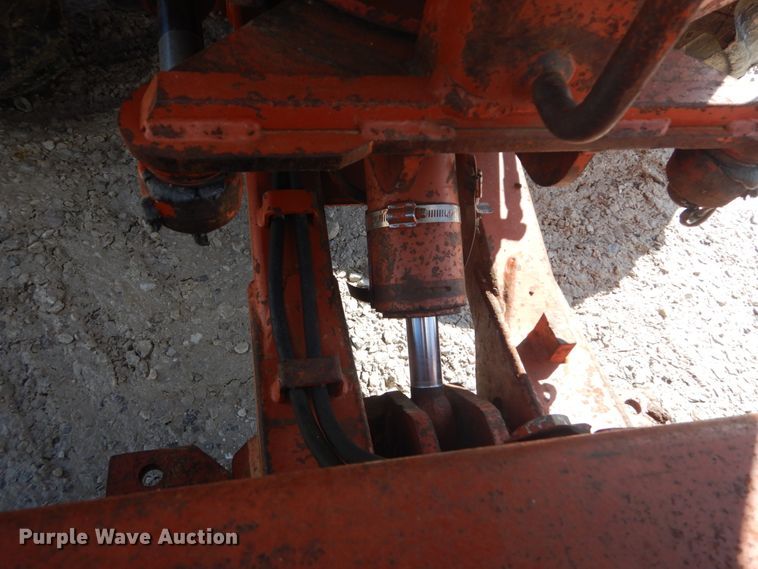 image for item GU9982 1996 Ditch Witch 5110  trencher