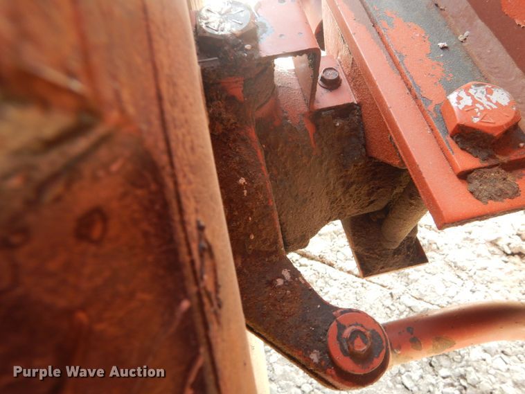 image for item GU9982 1996 Ditch Witch 5110  trencher