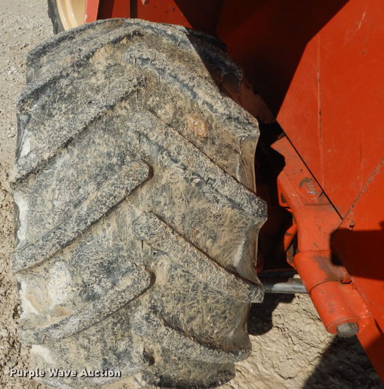 image for item GU9982 1996 Ditch Witch 5110  trencher