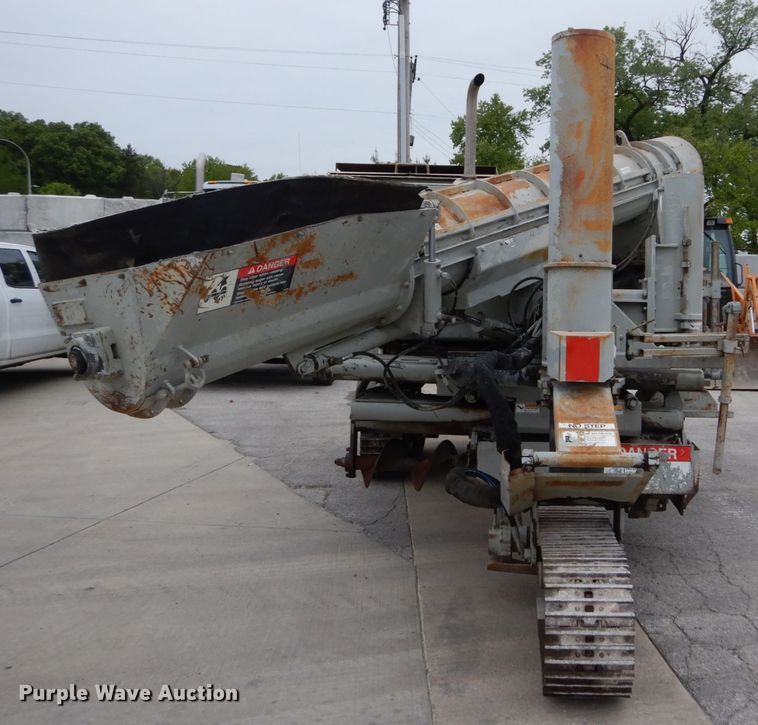 image for item GU9989 Power Curbers 5700B curb machine