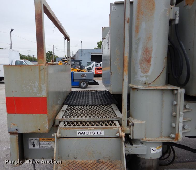 image for item GU9989 Power Curbers 5700B curb machine