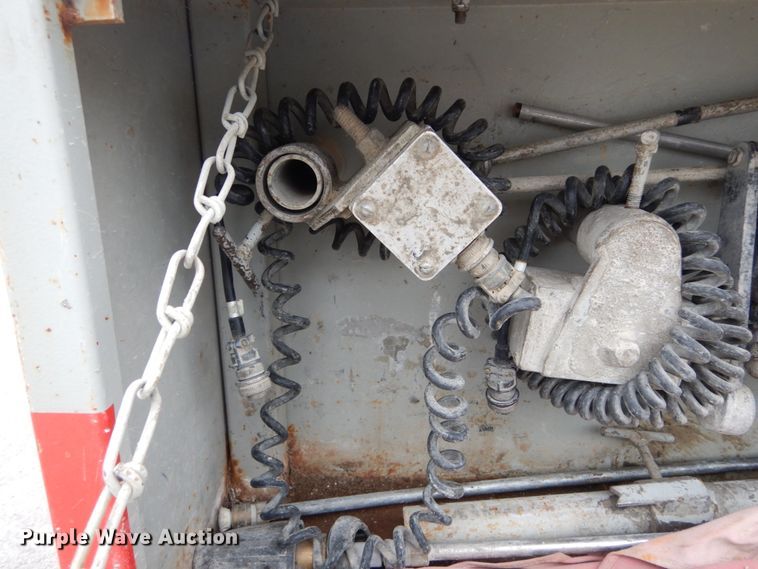 image for item GU9989 Power Curbers 5700B curb machine