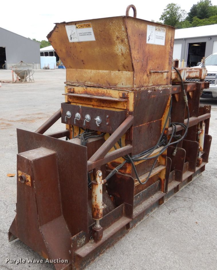 image for item GU9989 Power Curbers 5700B curb machine