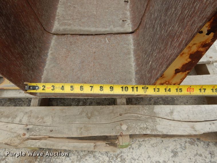 image for item GU9989 Power Curbers 5700B curb machine