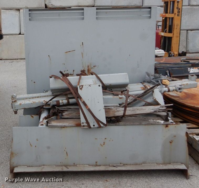 image for item GU9989 Power Curbers 5700B curb machine