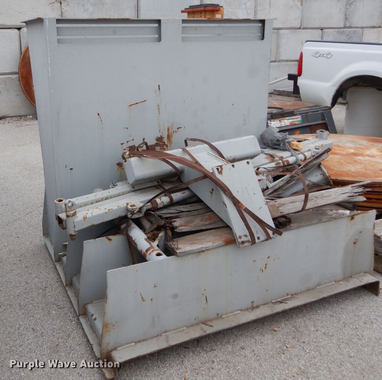 image for item GU9989 Power Curbers 5700B curb machine