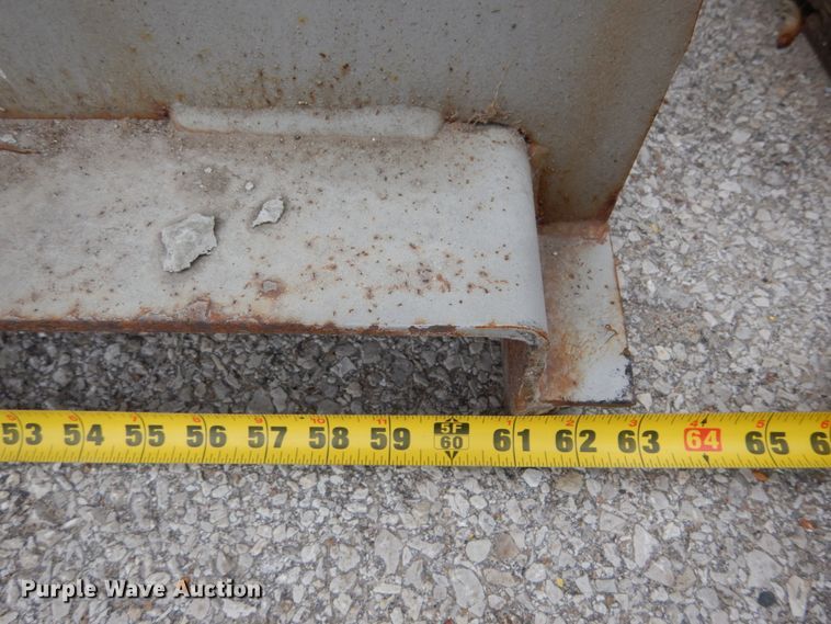 image for item GU9989 Power Curbers 5700B curb machine