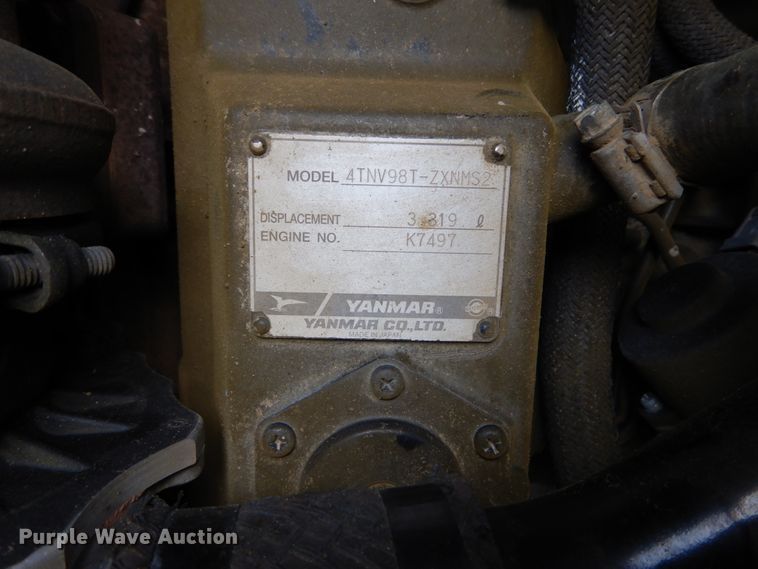 image for item GV9000 Gehl 5640E  skid steer loader