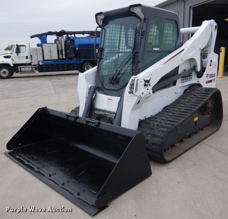 image for item GV9001 2014 Bobcat T770  tracked skid steer loader