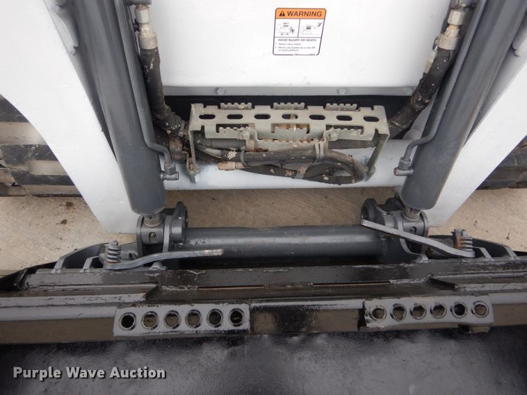 image for item GV9001 2014 Bobcat T770  tracked skid steer loader