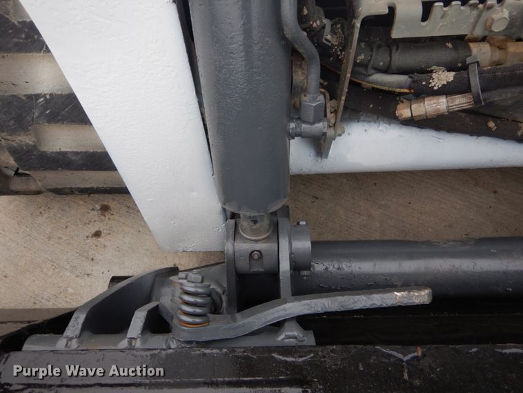 image for item GV9001 2014 Bobcat T770  tracked skid steer loader